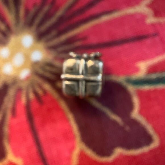 EUC Pandora Christmas Spectacular Radio City Rockettes ornament with Charm - Picture 8 of 9